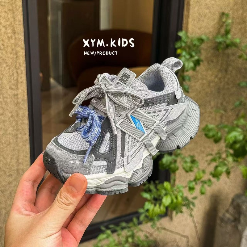 새로운 메쉬 로우탑 캐주얼 스포츠 스니커즈 남아 여아  - Kids Outdoor Wear 리뷰 및 가격